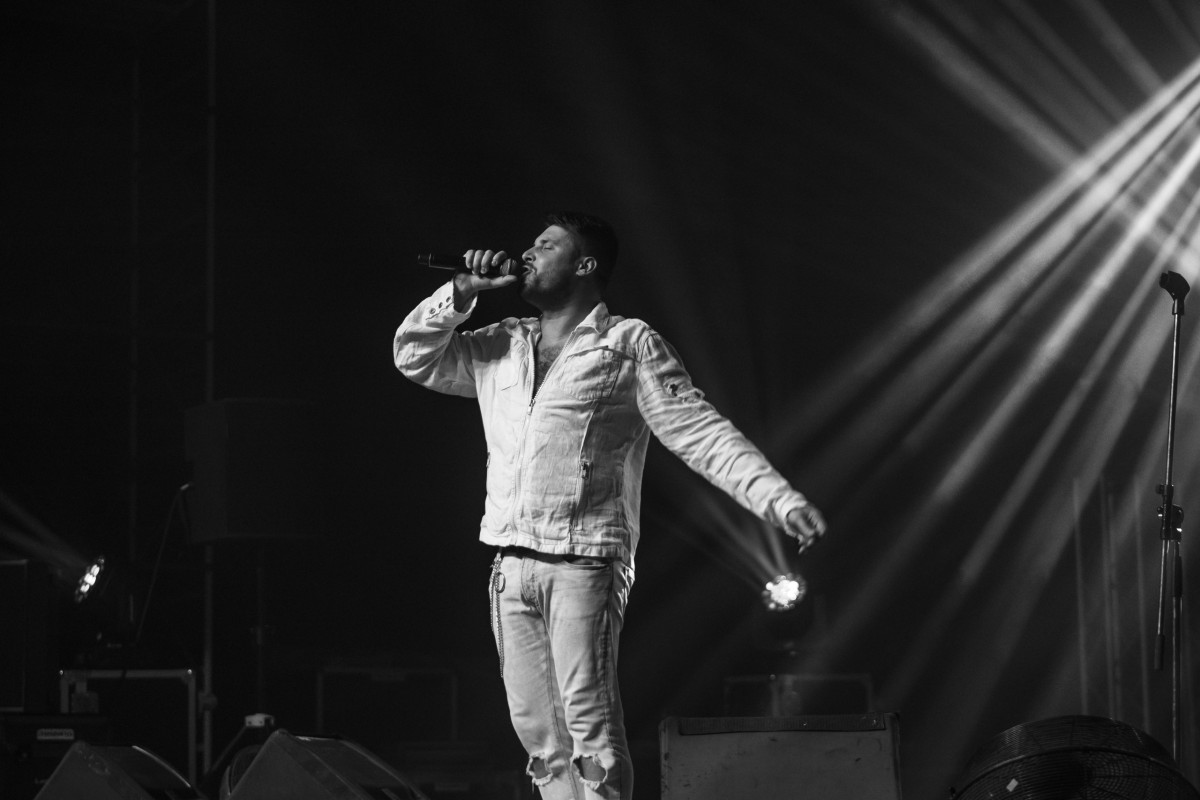 Фотография  для Золотые хиты 90-х и 2000-х