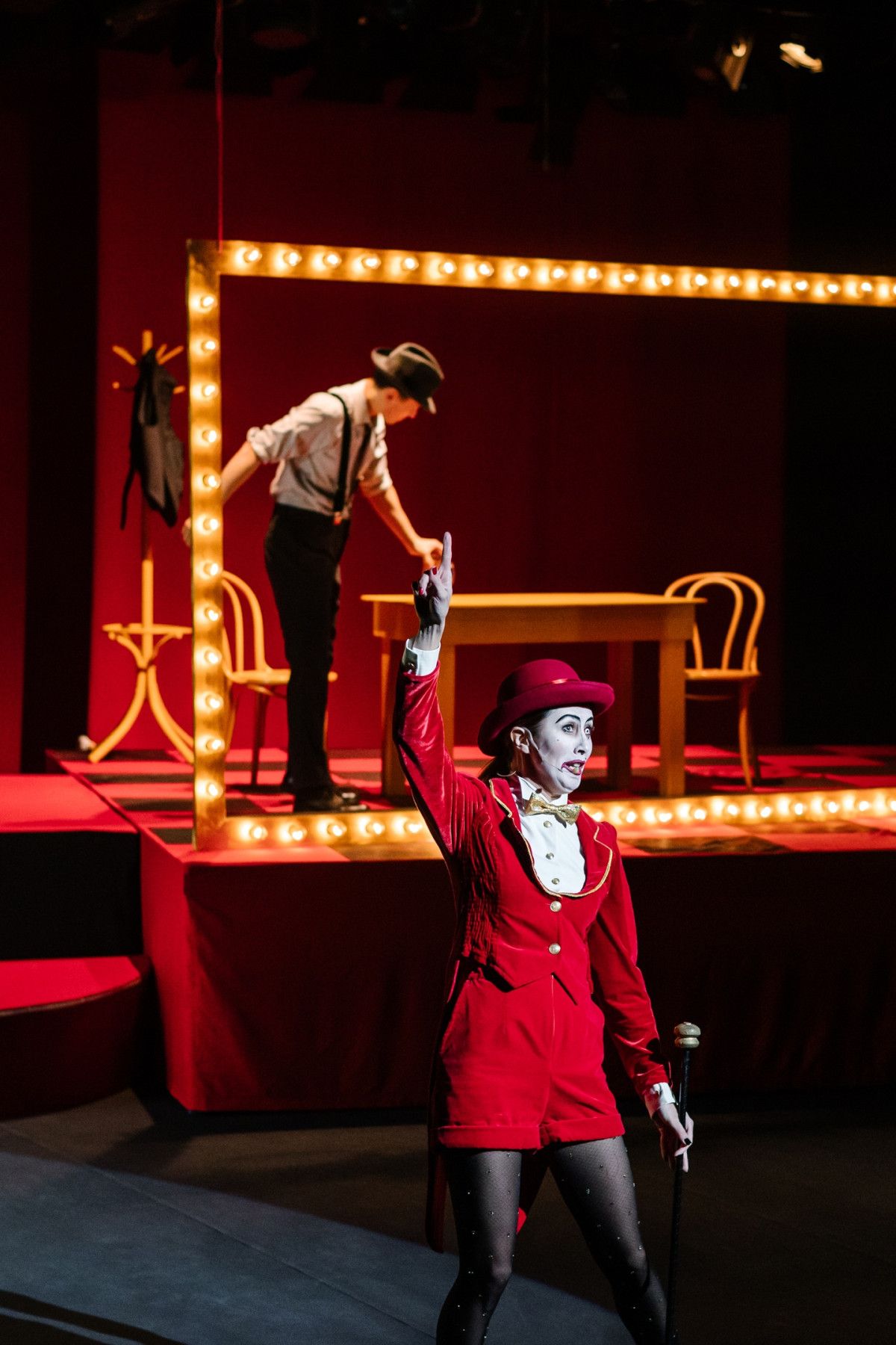 Фотография  для Новогодний серпантин. Настоящий детектив