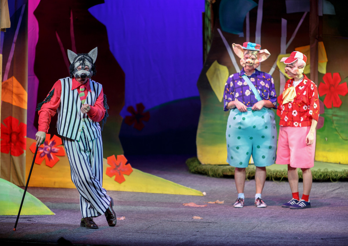 Фотография  для Три поросёнка