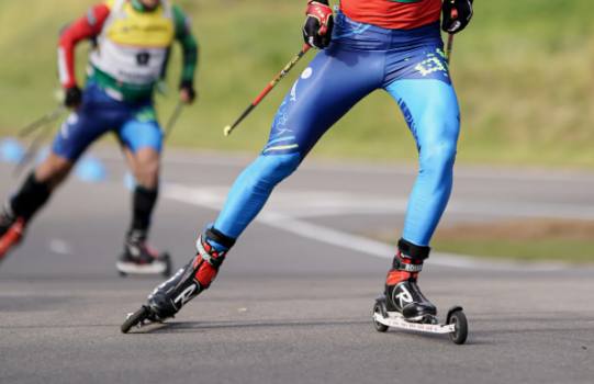 Лыжник Устюгов пропустит домашний этап Кубка РФ по лыжероллерам — названа причина