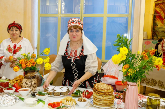 Шелпек и тавранчук: В Лянторе жители смогли попробовать национальные блюда разных народов