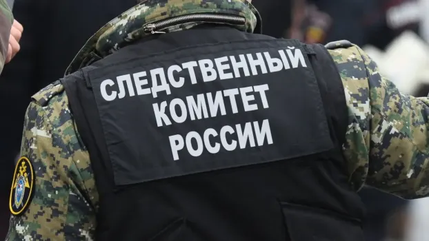 В Сургуте молодежь устроила массовую драку на парковке торгового центра