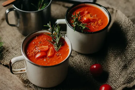 Опытные хозяйки охотились за этим рецептом 2 года: пикантная и вкусная заманиха на зиму — идеально и к мясу, и на хлеб