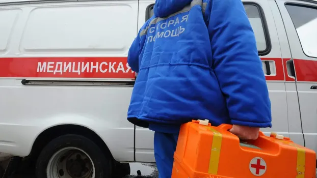 В Нижневартовске врачи спасли подростка после укуса ядовитой змеи