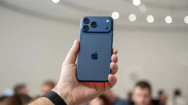 В ХМАО новые iPhone 17 продают по цене иномарки