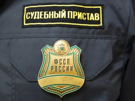 В кафе Югорска приставы изъяли партию нелегального алкоголя