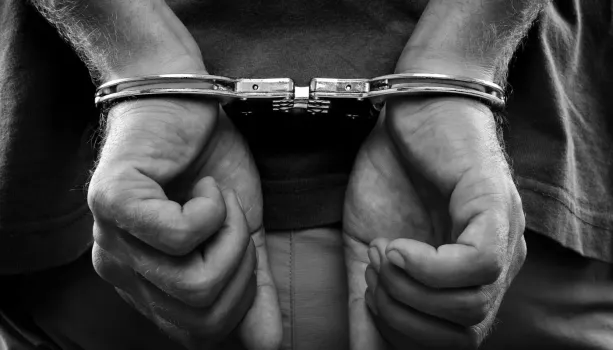 Полиция ХМАО задержала жителя Липецка по подозрению в мошенничестве с автозапчастями на 2 млн рублей