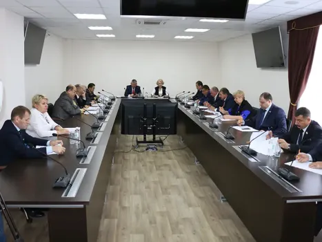 В Мегионе депутатов от КПРФ исключили из всех комиссий гордумы