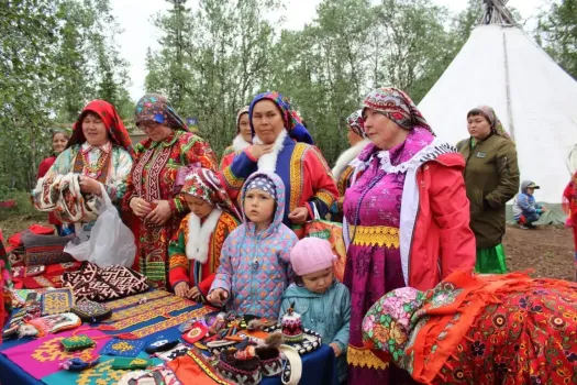 Власти Югры упрощают получение социальных выплат для многодетных и коренных народов