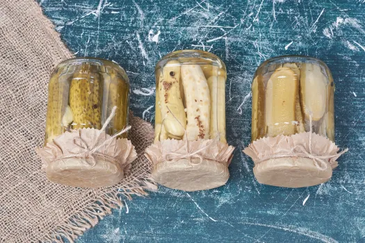 Как подготовить погреб и обезопасить урожай: уборка, дезинфекция, просушка — 3 обязательных шага перед заморозками