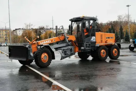Коллапса не будет: власти Сургута заявили о полной готовности города к уборке снега