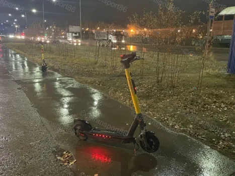 Жители ХМАО выступили против электросамокатов на улицах: что не нравится больше всего