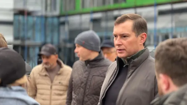 Югра восстанавливает города Донбасса: замгубернатора Югры проинспектировал стройки в ДНР