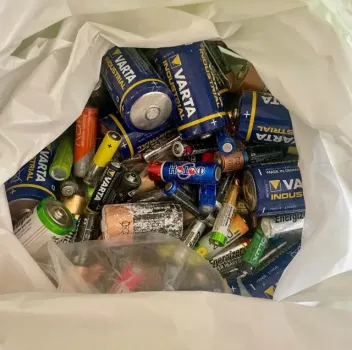 В сургутской школе появился пункт раздельного сбора мусора