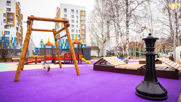 В Ханты‑Мансийске открылся Шахматный сквер: новая зона отдыха для всех жителей