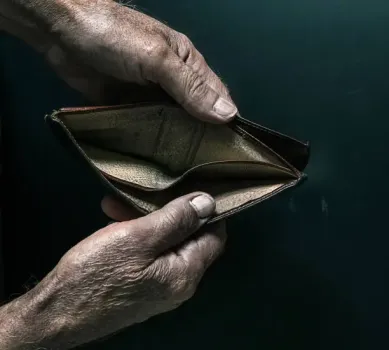 От восьми месяцев до десятков лет: сколько жителям Югры придется копить на новую машину