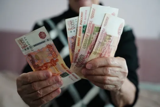 Какие льготы в Югре доступны отцам за воспитание детей: сколько платят и кто может претендовать