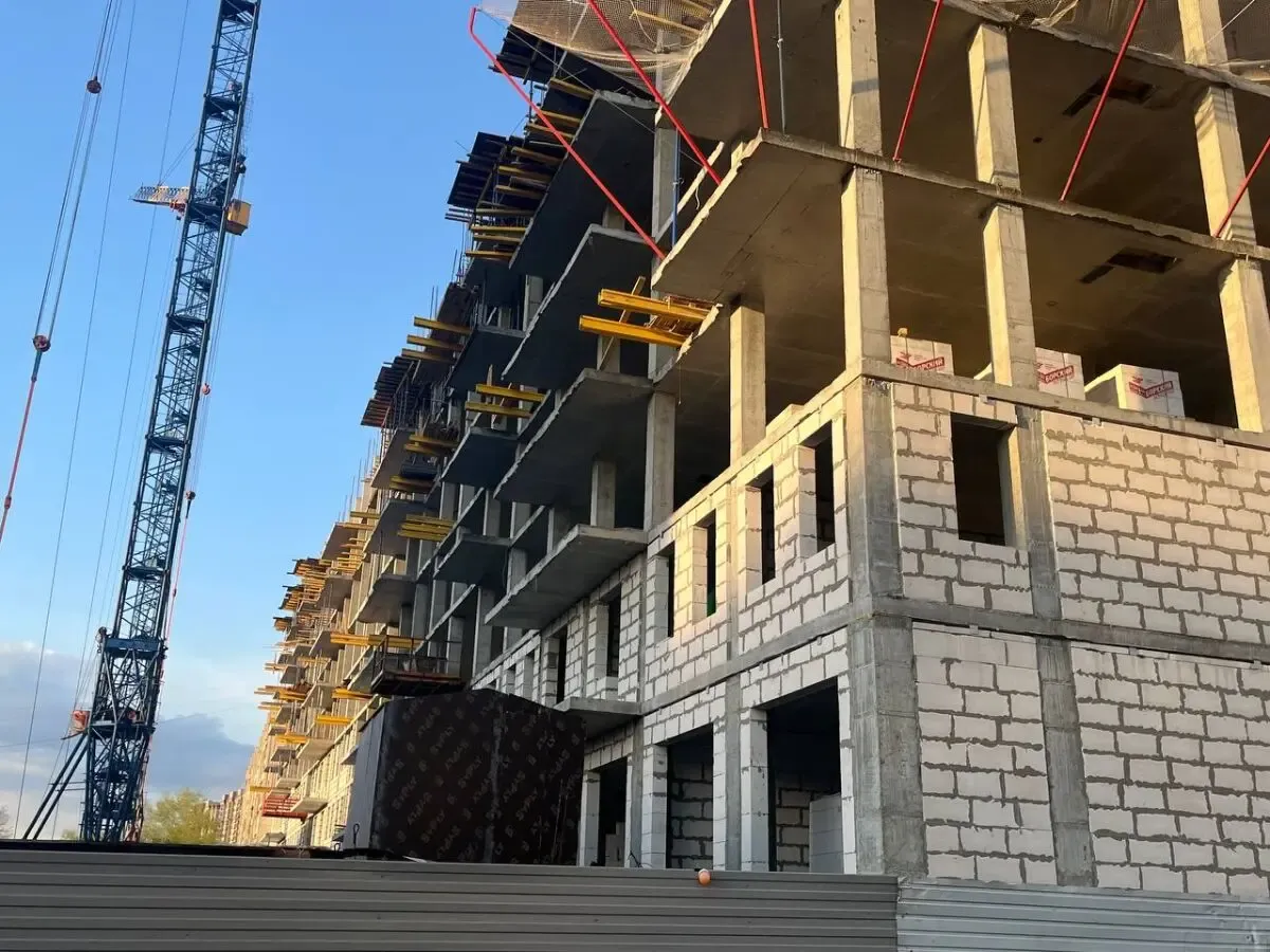 Строительство жилья в Югре сократилось на 20%: Росстат опубликовал данные