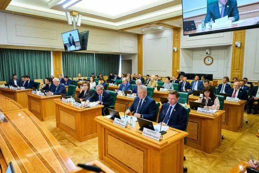 Власти ХМАО предложили засчитывать отпуск по уходу за ребенком в северный стаж для пенсии