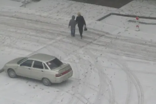 Миллиард на зимники, жалобы на таксистов и показатели алкоголя: главные новости ХМАО на утро 17 ноября