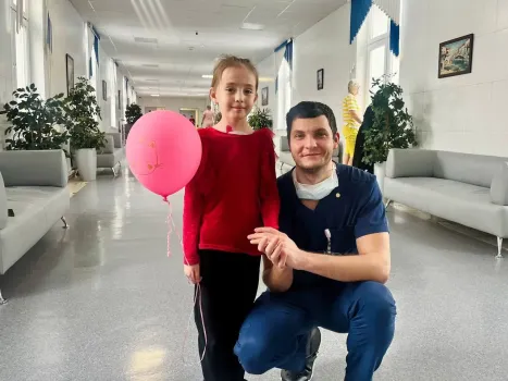 В Сургуте восьмилетней пациентке пересадили клапан из легкого в сердце