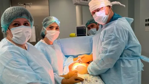 В Сургуте женщине с талассемией врачи помогли стать мамой в четвёртый раз