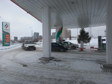 Цены на бензин, рост спроса на ипотеку и стоматологические туры в Китай: главные новости ХМАО на утро 18 ноября