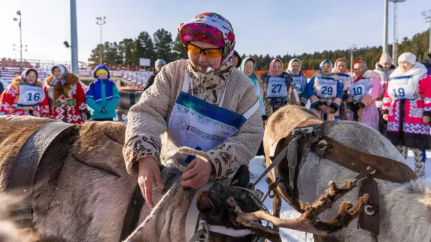 Губернатор Руслан Кухарук рассказал о мерах по сохранению трудовых династий в регионе