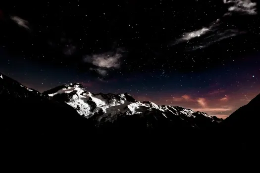 Перст Судьбы указал на них: этим знакам Зодиака непременно улыбнется удача до конца ноября — грядет эра счастья