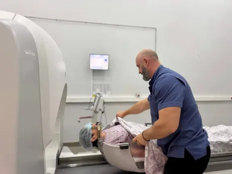 В Ханты-Мансийске возобнавилось лечение на «Гамма-ноже»