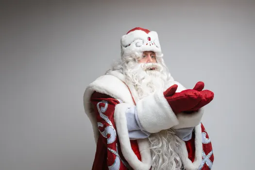 В ХМАО резко вырос спрос на услуги Деда Мороза: сколько югорчане готовы платить за вызов аниматоров