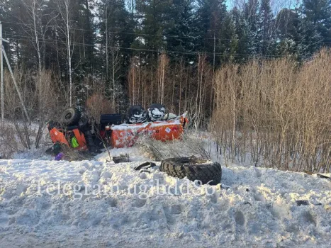 В ХМАО бензовоз и грузовик столкнулись в жутком ДТП на «трассе смерти», есть погибший