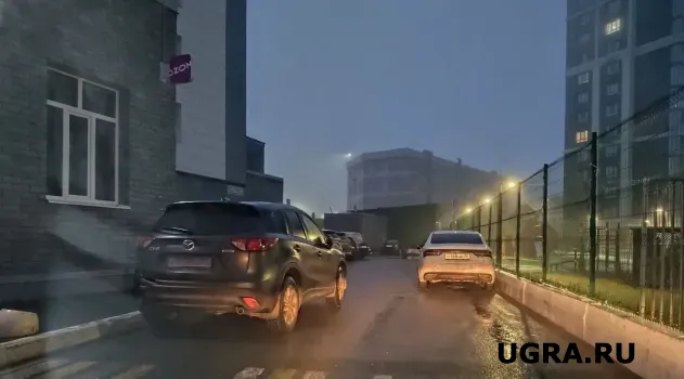 В Сургуте взвинтили цены на паркинг: сколько придется выложить за стоянку