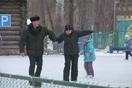 В Нижневартовске анонсировали открытие ледовых катков: где и когда они появятся