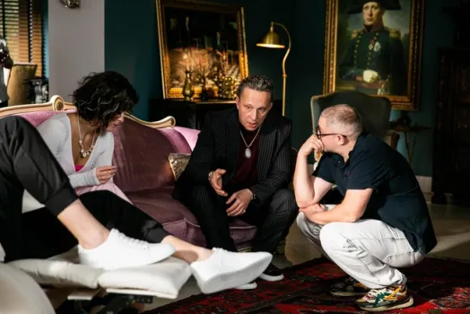 В Югре начались съемки нового сериала о нефти с Охлобыстиным и Асмус