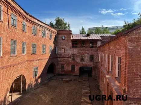 ХМАО вошёл в число лидеров России по переселению граждан из аварийного жилья