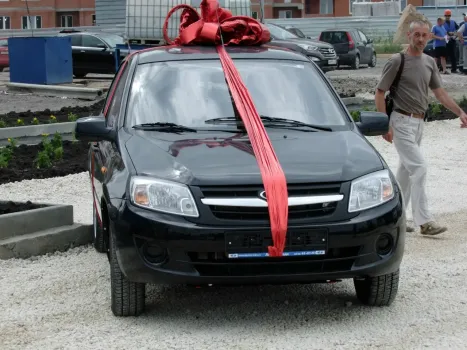 Спрос на новые авто, новые запреты для мигрантов и отмена звездных концертов: главные новости ХМАО на утро 10 декабря