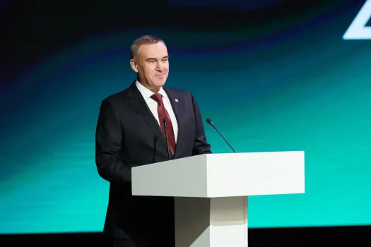 Губернатор Югры Руслан Кухарук поздравил жителей с 95-летием округа