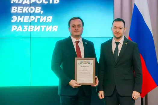 Сургут признан лидером в ХМАО по внедрению ИИ в муниципальное управление