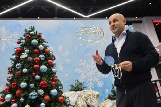 Полпред в УрФО исполнит мечту югорского школьника