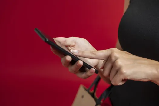 В Нефтеюганске возбуждено уголовное дело о мошенничестве с использованием поддельного сайта