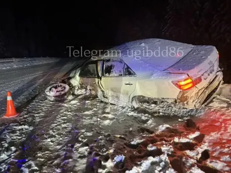 Оторвало колеса: на трассе ХМАО произошла массовая авария с пострадавшими