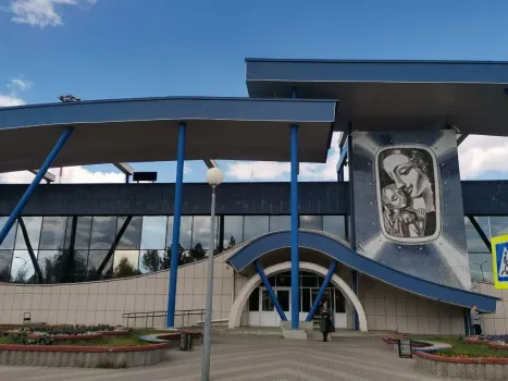 В аэропорту Сургута внедрили автоматическую систему выдачи питания при задержке рейсов