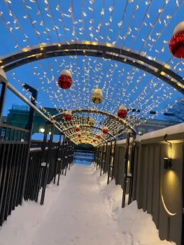 Как будут работать торговые центры Сургута в Новый год и праздники: поминутный график