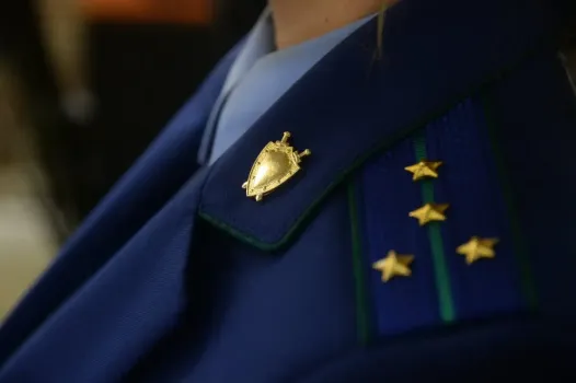 В Сургуте прокуратура проверяет обрушение набережной в ЖК «Георгиевский»