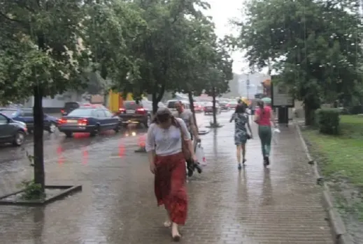 Как в бане с протекающей крышей: синоптики дали прогноз погоды в ХМАО в конце июля