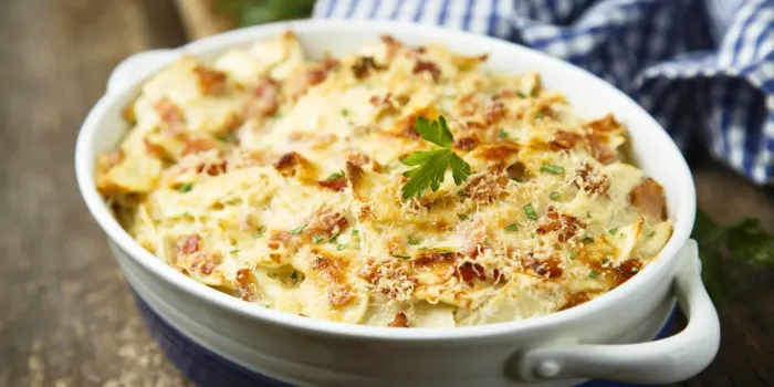 Вот куда девать кабачки: готовим вкусную запеканку на ужин — домочадцы сметают ее за 1 минуту и требуют добавки