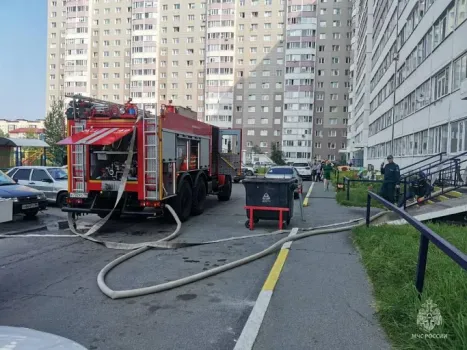 В Сургуте на улице Крылова сгорела квартира