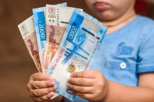 В ХМАО приставы взыскали 1,2 млрд рублей с неплательщиков по алиментам