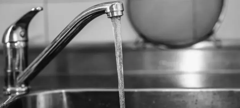 Власти города в ХМАО сообщили о масштабном отключении горячей воды
